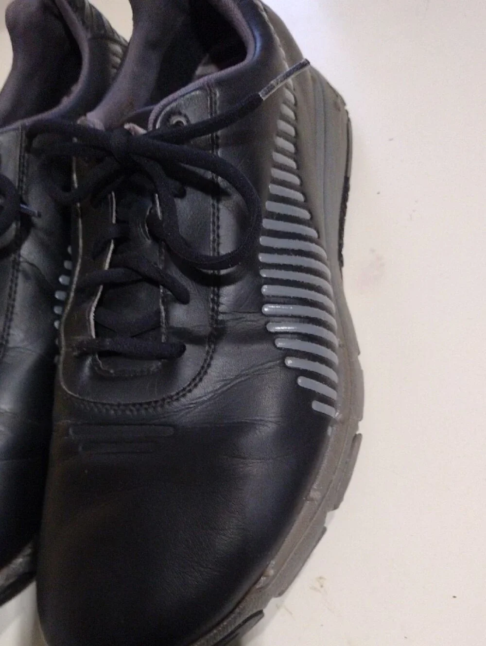 Men's Puma Black/Gray  Lace-Up Comfort Sneakers